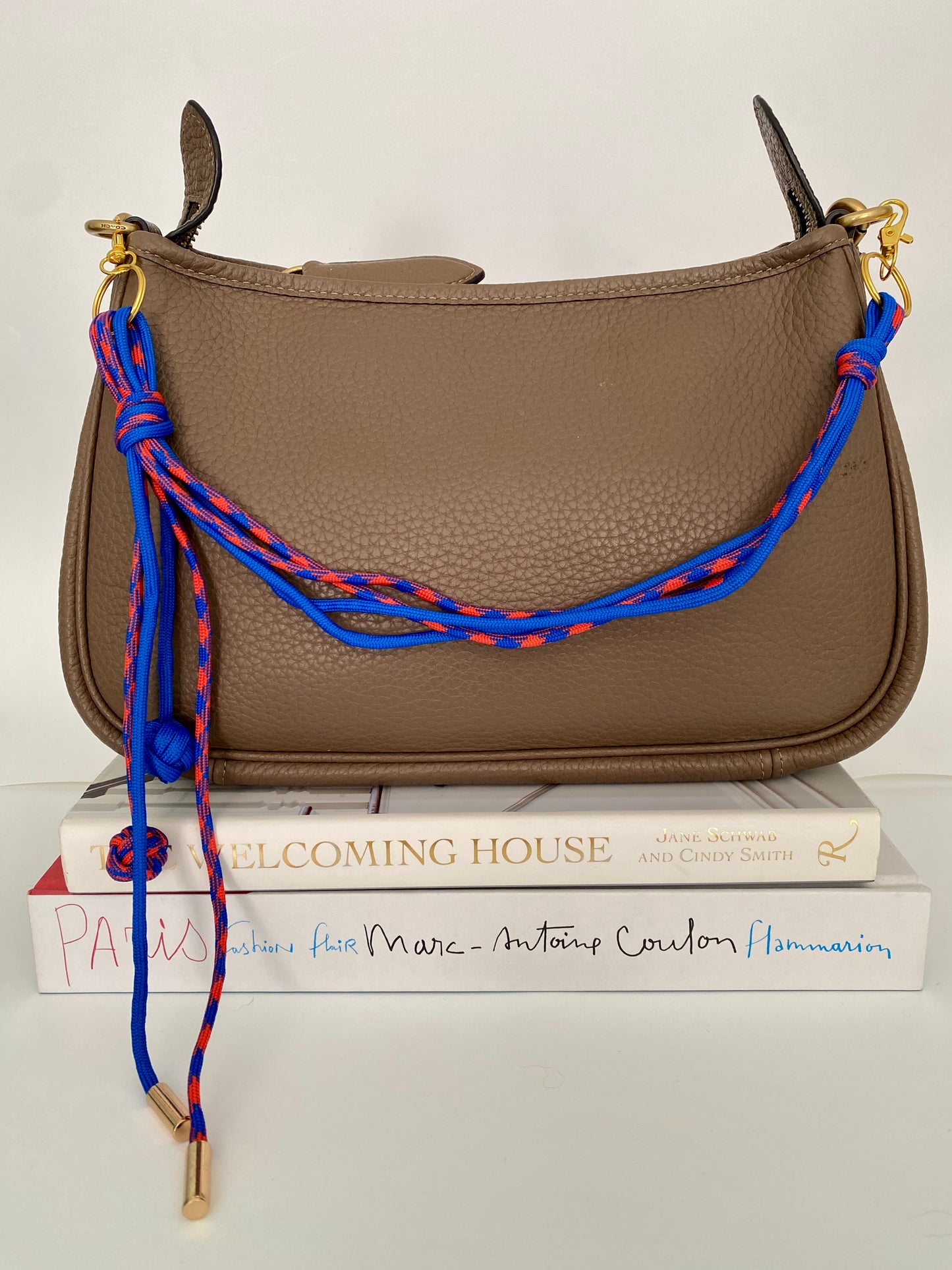 Adjustable Paracord Strap - Red/Blue