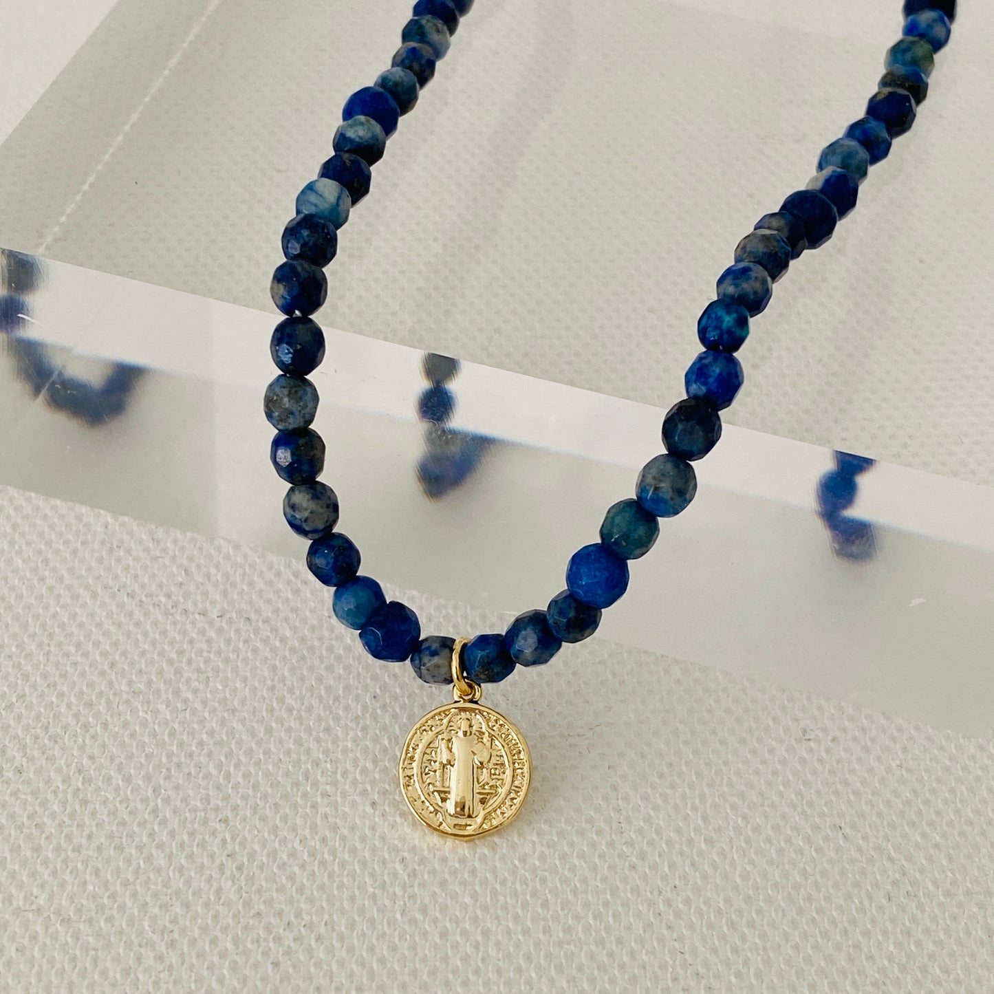 Choker, Beaded, Lapis, Pendant, Gold, Medal, Necklace