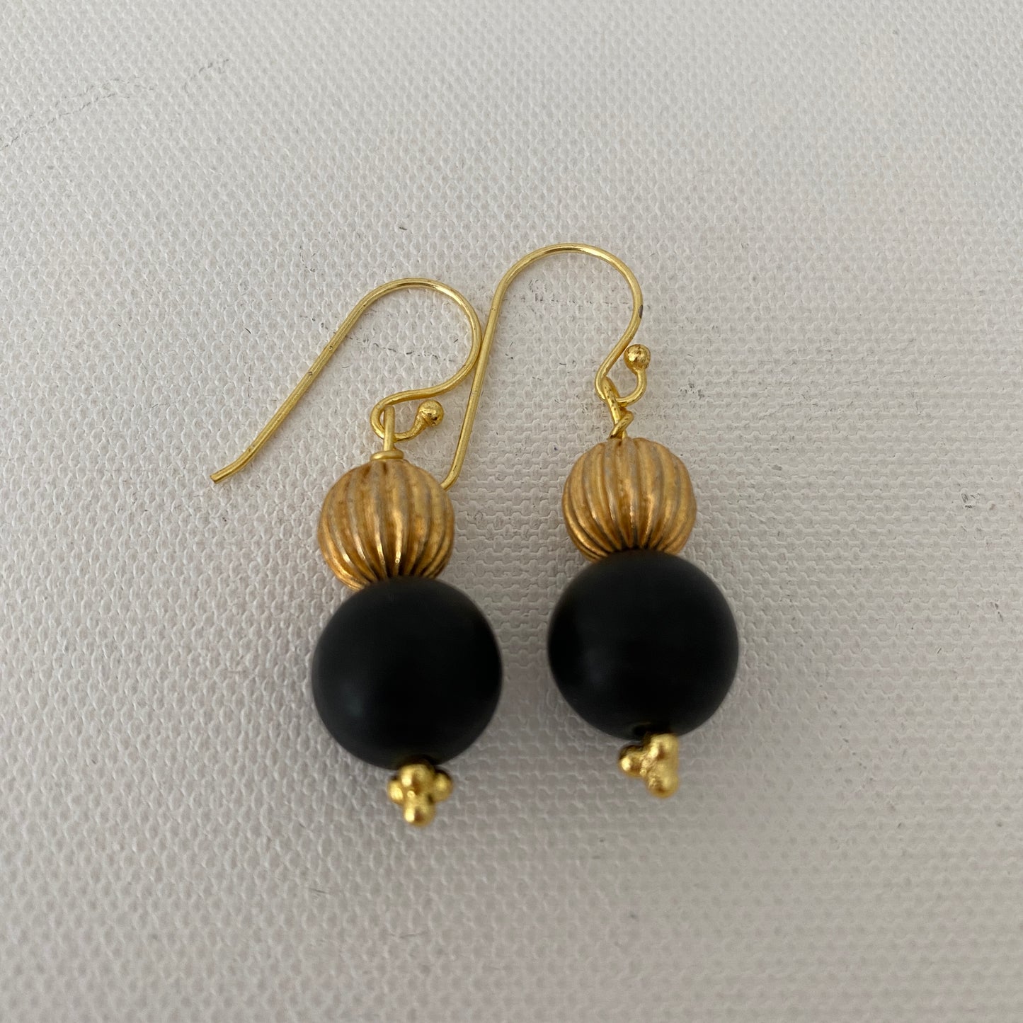 Black, Onyx, Gold, Beaded Earrings